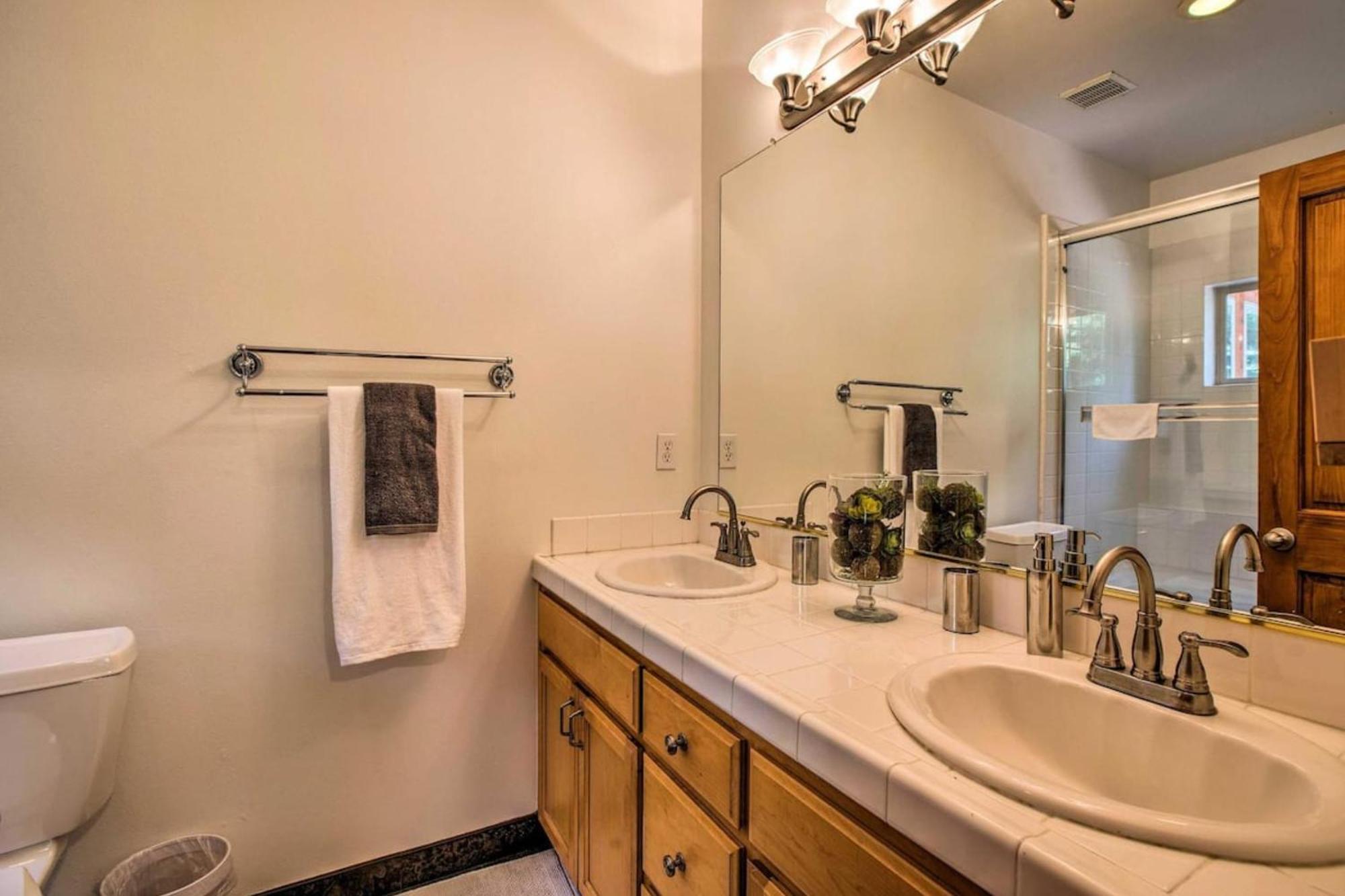 Moosetrack By Avantstay Cozy Cabin In The Of Tahoe Donner W Hot Tub Truckee Eksteriør bilde