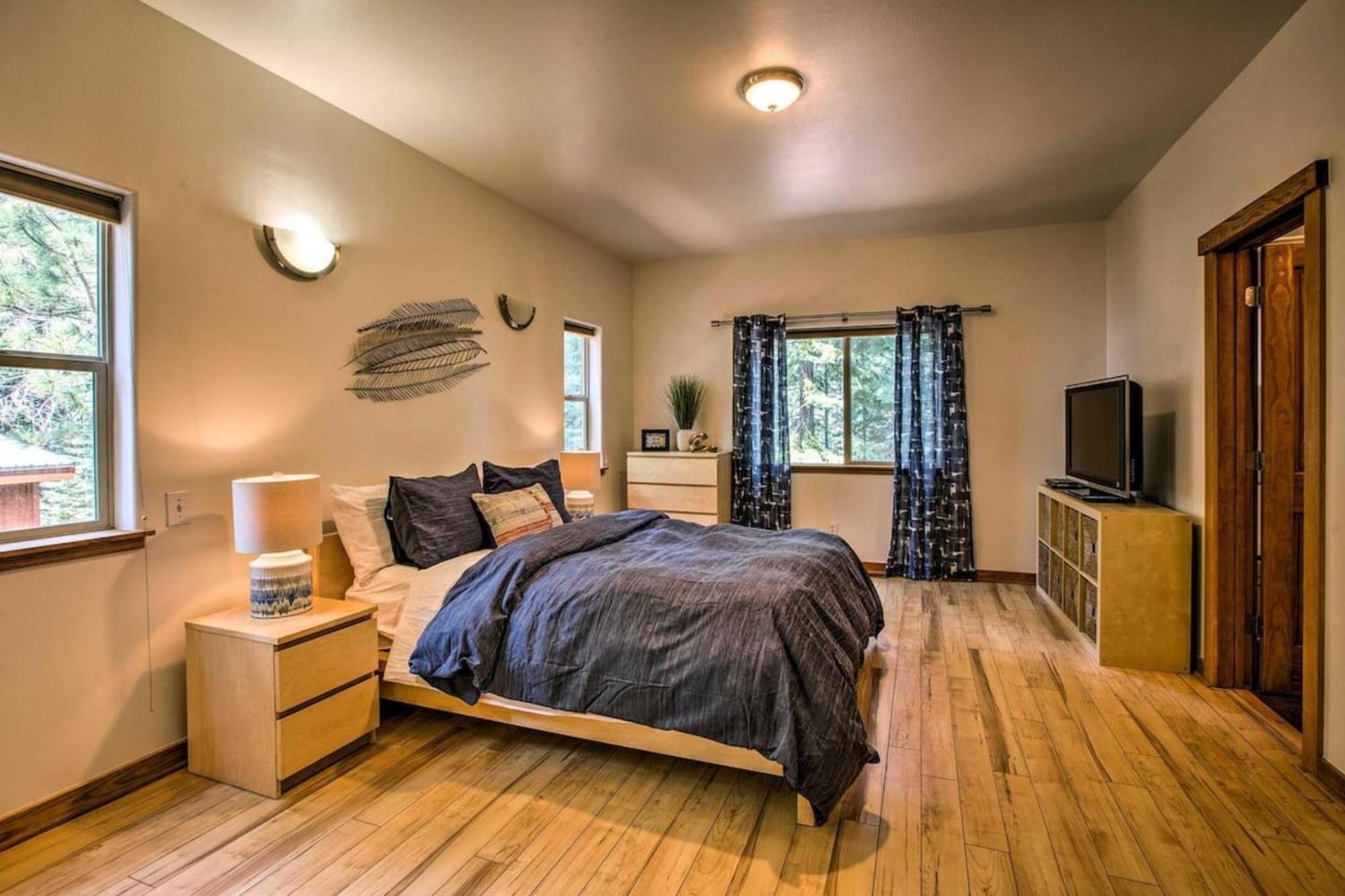 Moosetrack By Avantstay Cozy Cabin In The Of Tahoe Donner W Hot Tub Truckee Eksteriør bilde