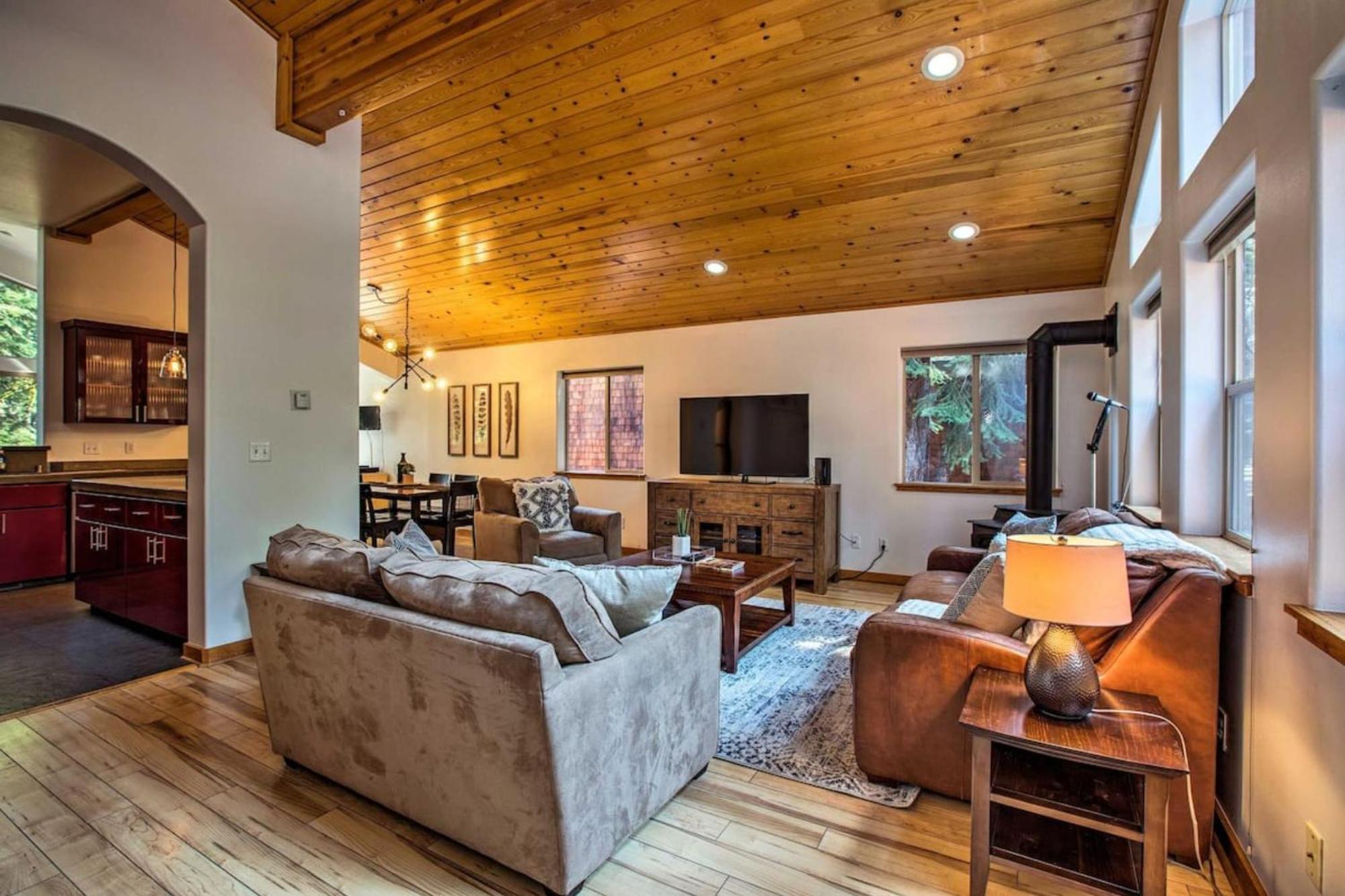 Moosetrack By Avantstay Cozy Cabin In The Of Tahoe Donner W Hot Tub Truckee Eksteriør bilde